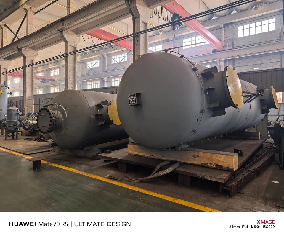 壓力容器 部分制作中的容器設(shè)備,如有需要聯(lián)系! #江陰